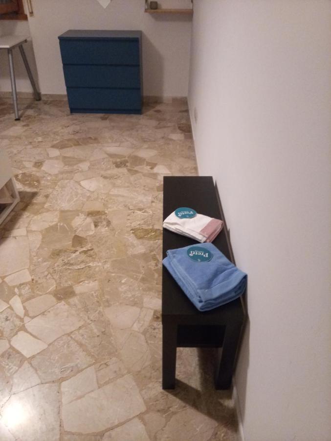 Casa Vacanze Giulia A Careggi Wi-Fi Apartment Firenze Bagian luar foto